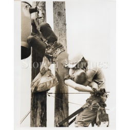 Kiss of life by R. Morabito - 1967