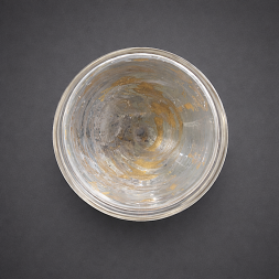 Bottiglia da liquore in cristallo molato e dorato